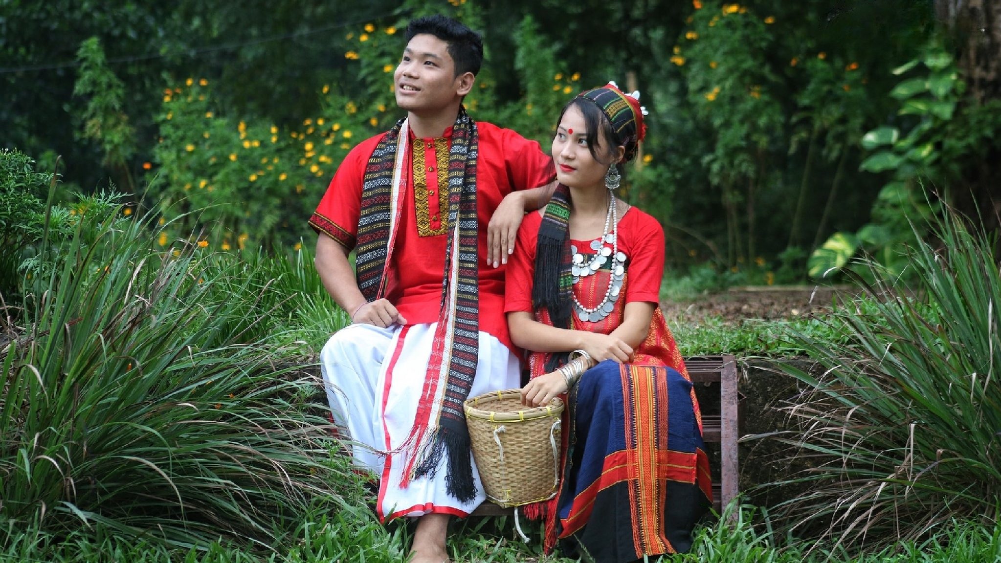 Reels shoots karne aaya tha but🥺??... Hajong Traditional dress #hajong  #mr_sp_vlog #hajongvideo - YouTube